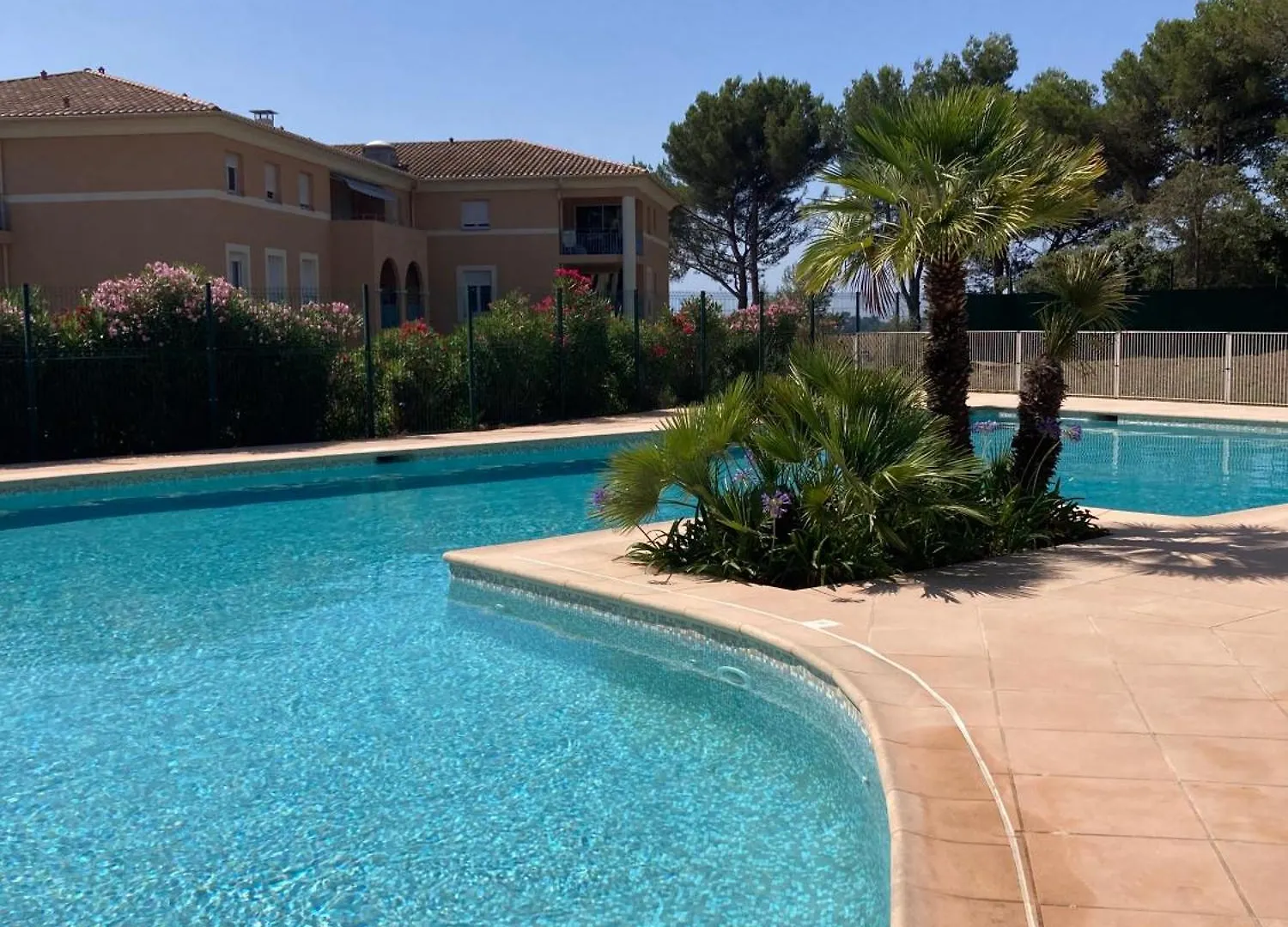 Coin De Paradis, Piscine, Parking, Terrasse Biot